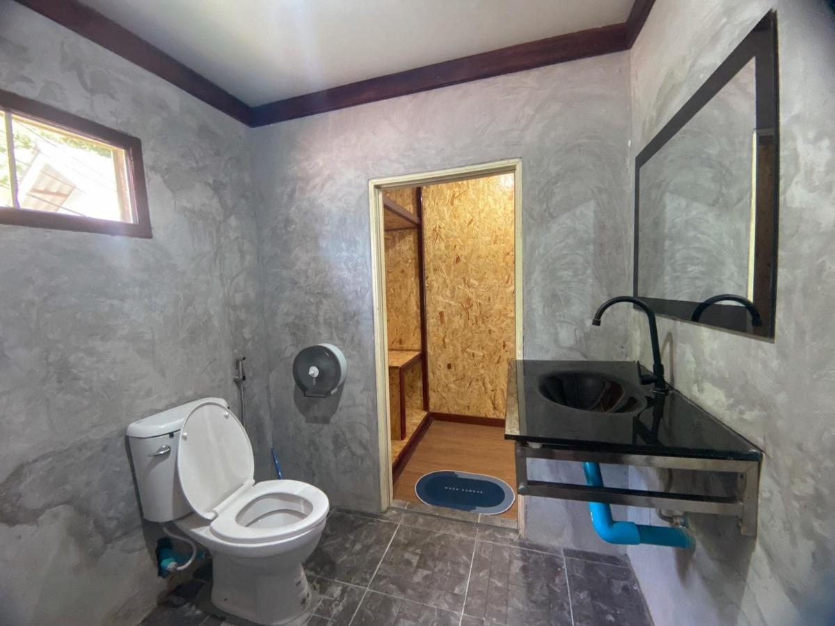 ホテル Sunrise House ヤオノイ島 エクステリア 写真