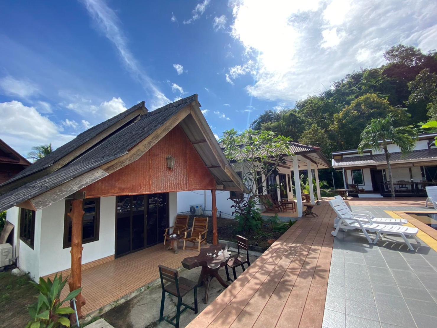 ホテル Sunrise House ヤオノイ島 エクステリア 写真