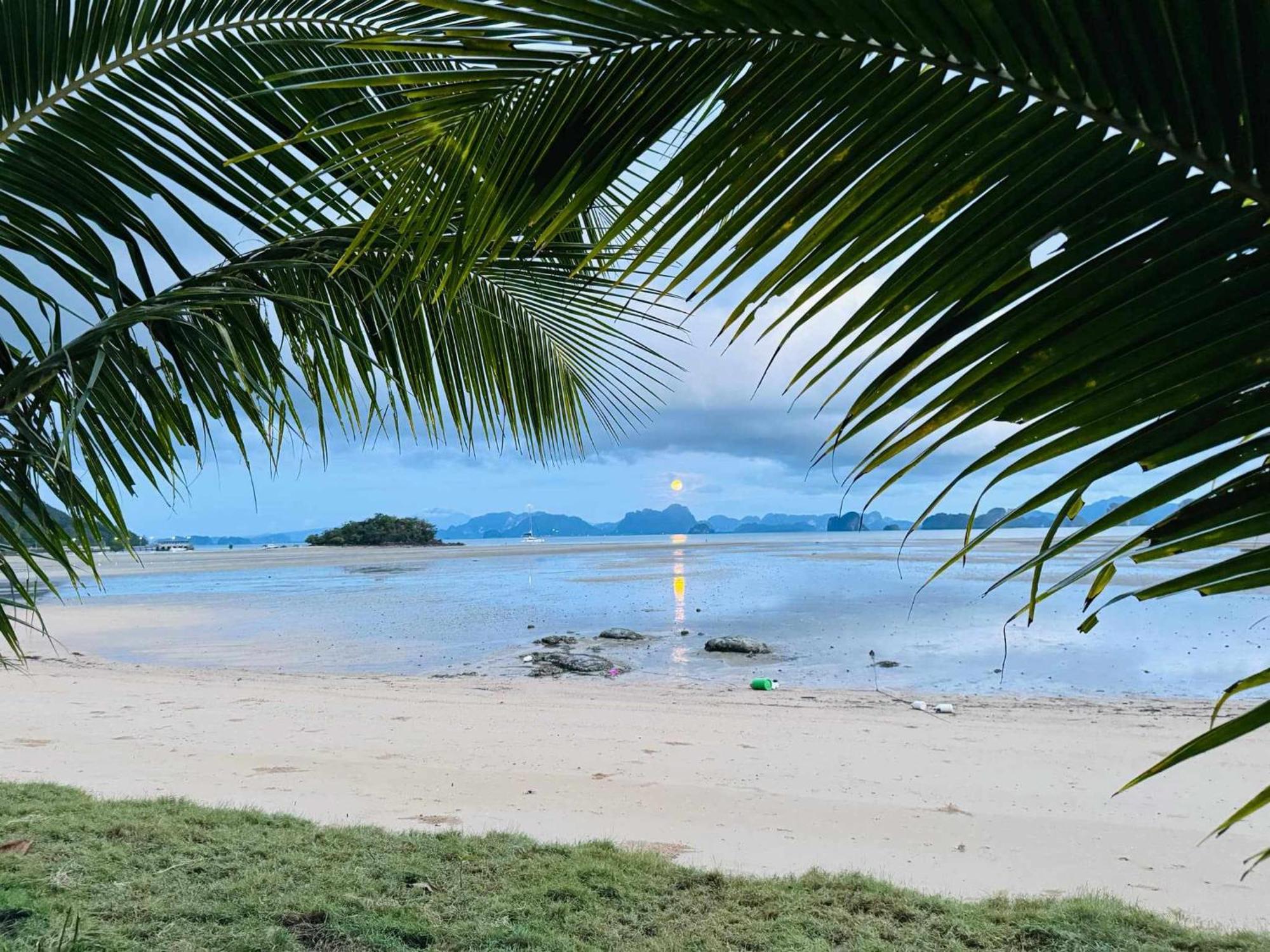 ホテル Sunrise House ヤオノイ島 エクステリア 写真